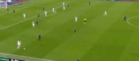 1635375533337094761.gif 【早报】科曼走人,哈维在路上,巴萨天亮了?