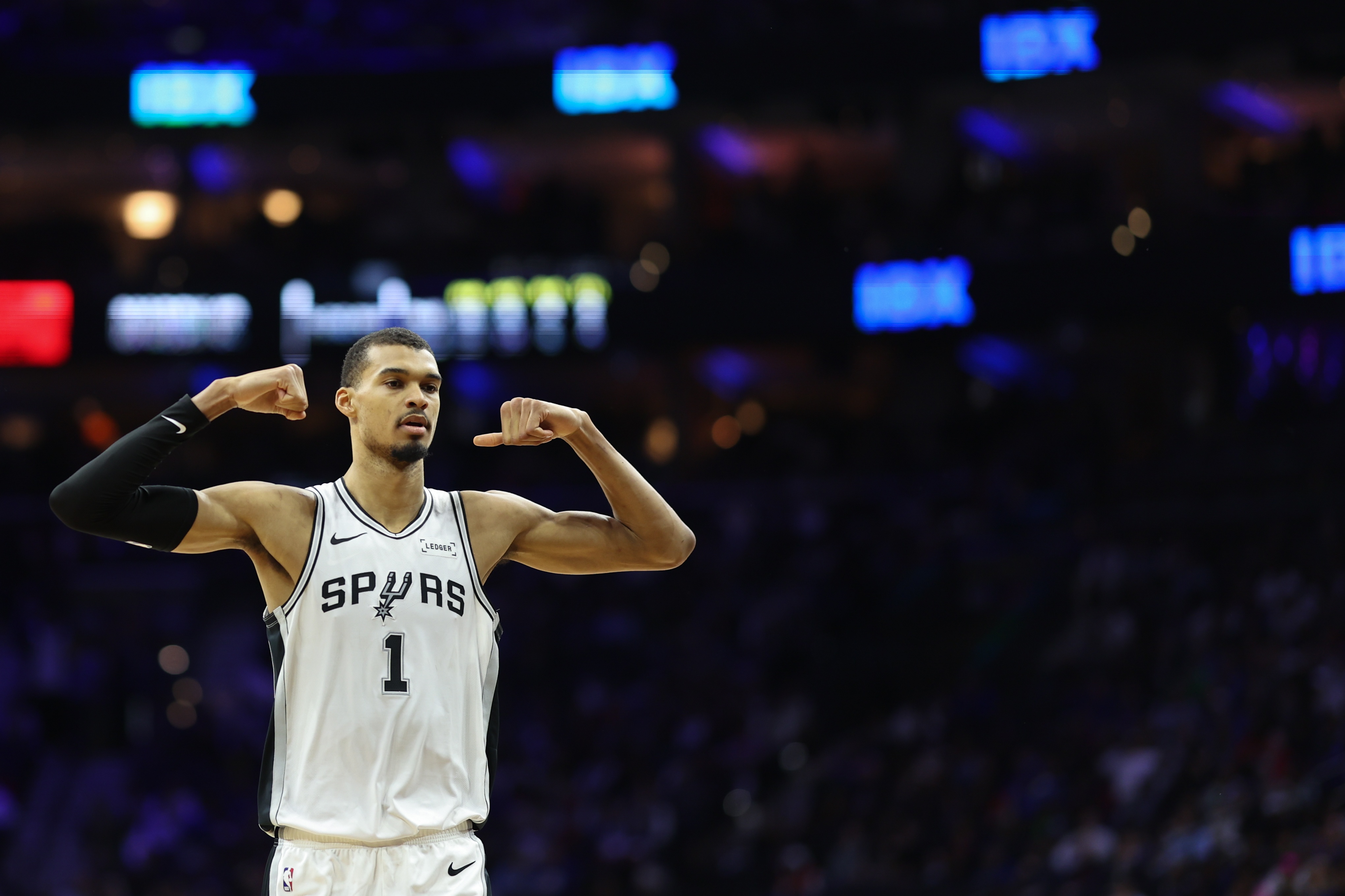 开云下载-文班:我想要夺得MVP和DPOY 所以我会照顾好身体&全力以赴冲击
